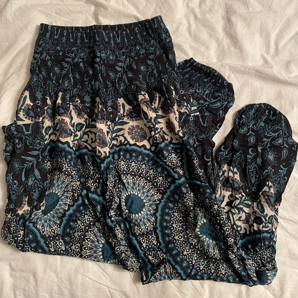 Bohemian Style Loose Pants Size: S - Picture 1 of 3